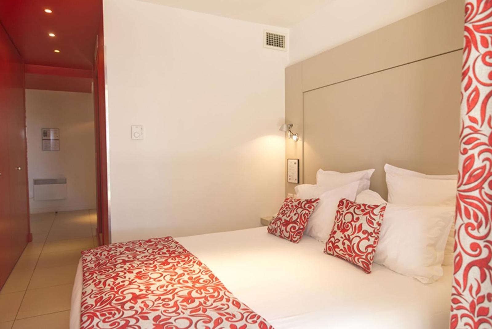 Hôtel de la Plage - HDLP Bormes-les-Mimosas Exterior foto